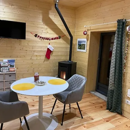 Le Petit Gite Des 4 Saisons Feriegård Cezens